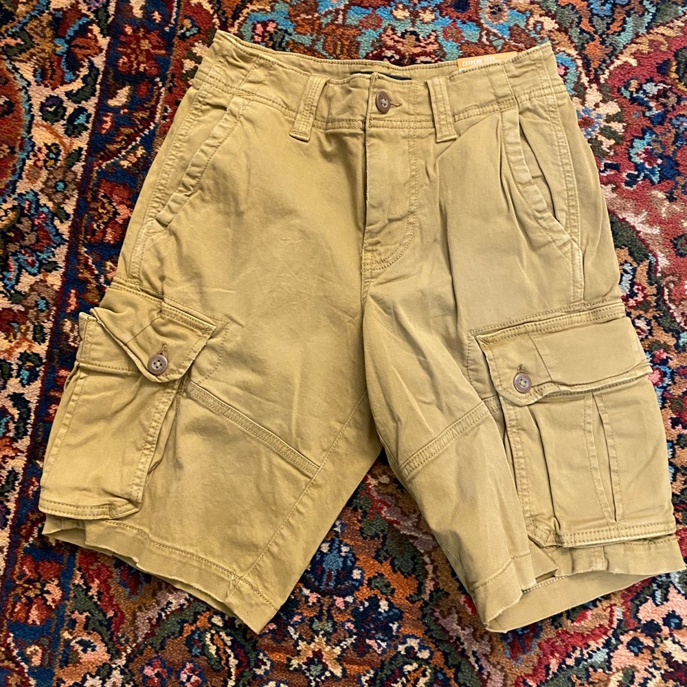 NWT American Eagle Cargo Shorts Size 26